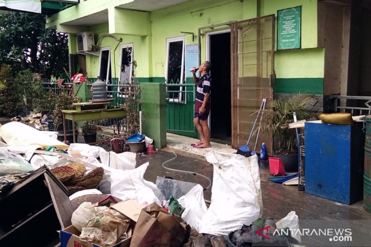 Banjir, 375 sekolah di Jakarta diliburkan