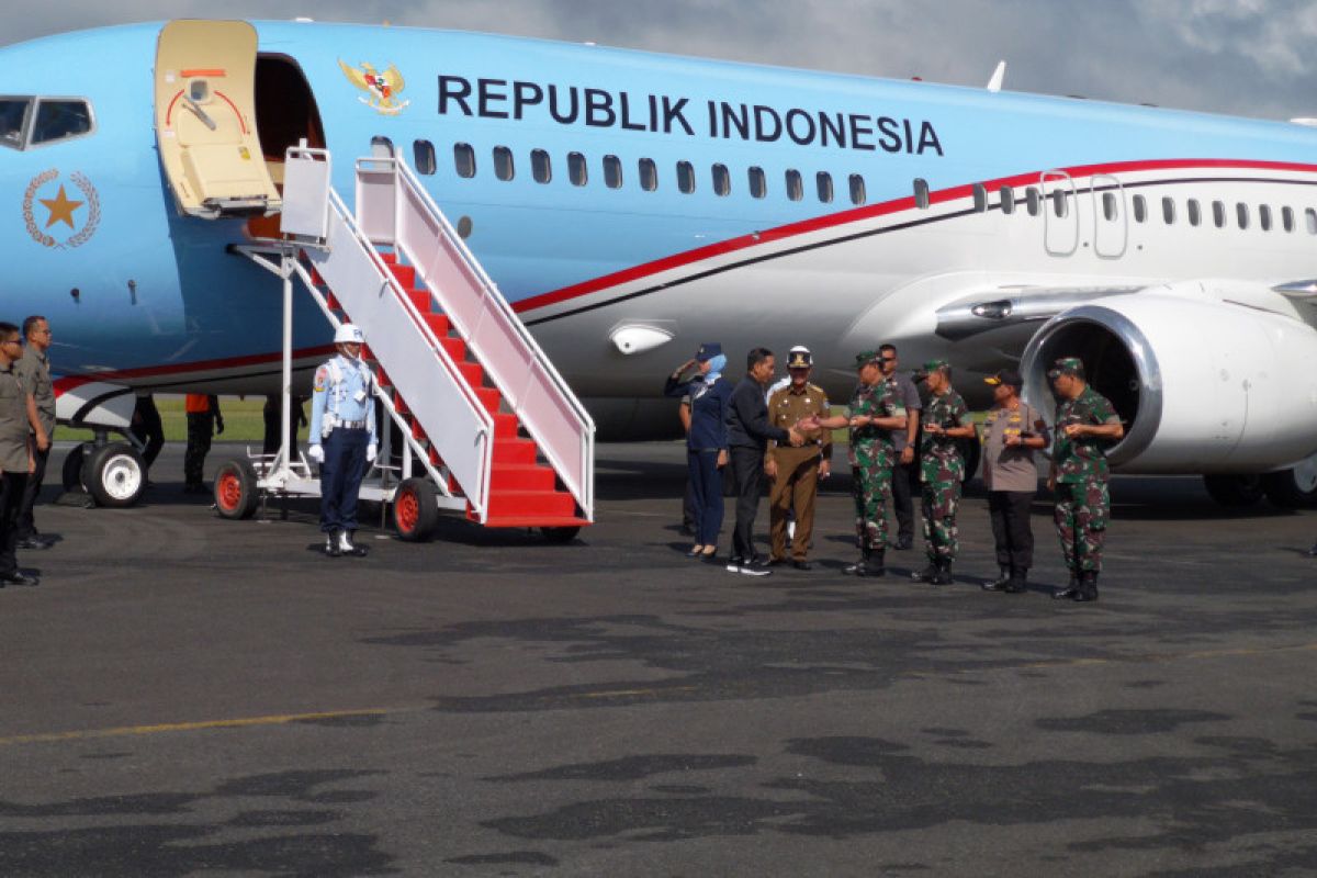 Presiden Jokowi beserta rombongan tiba di Natuna