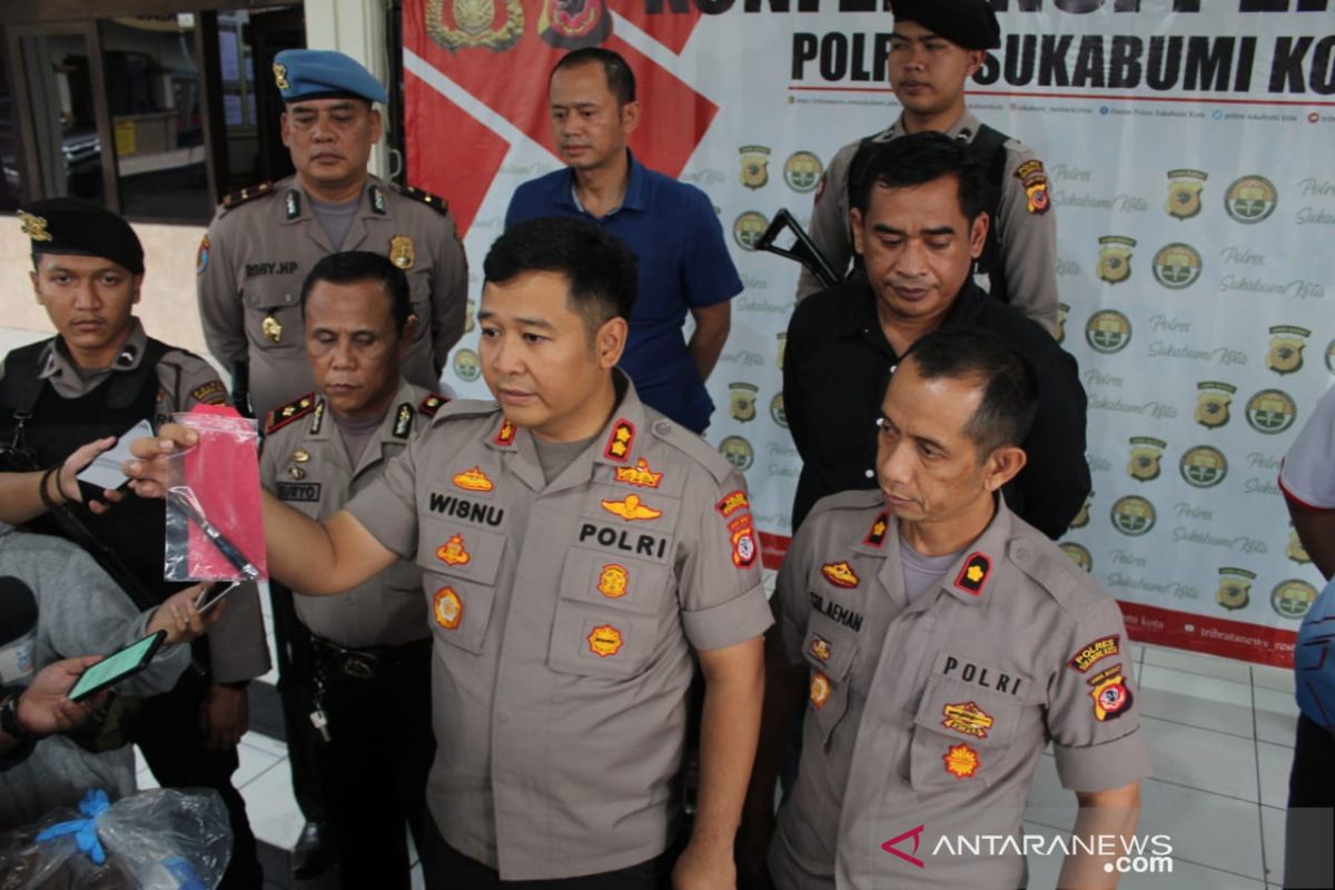 Polisi tembak pelaku penusukan pengemudi ojol hingga tewas