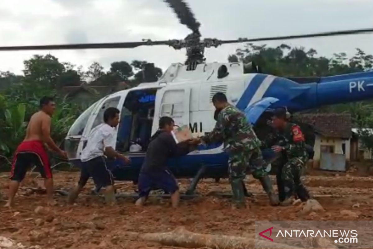 PMI kerahkan helikopter salurkan bantuan untuk korban banjir Bogor