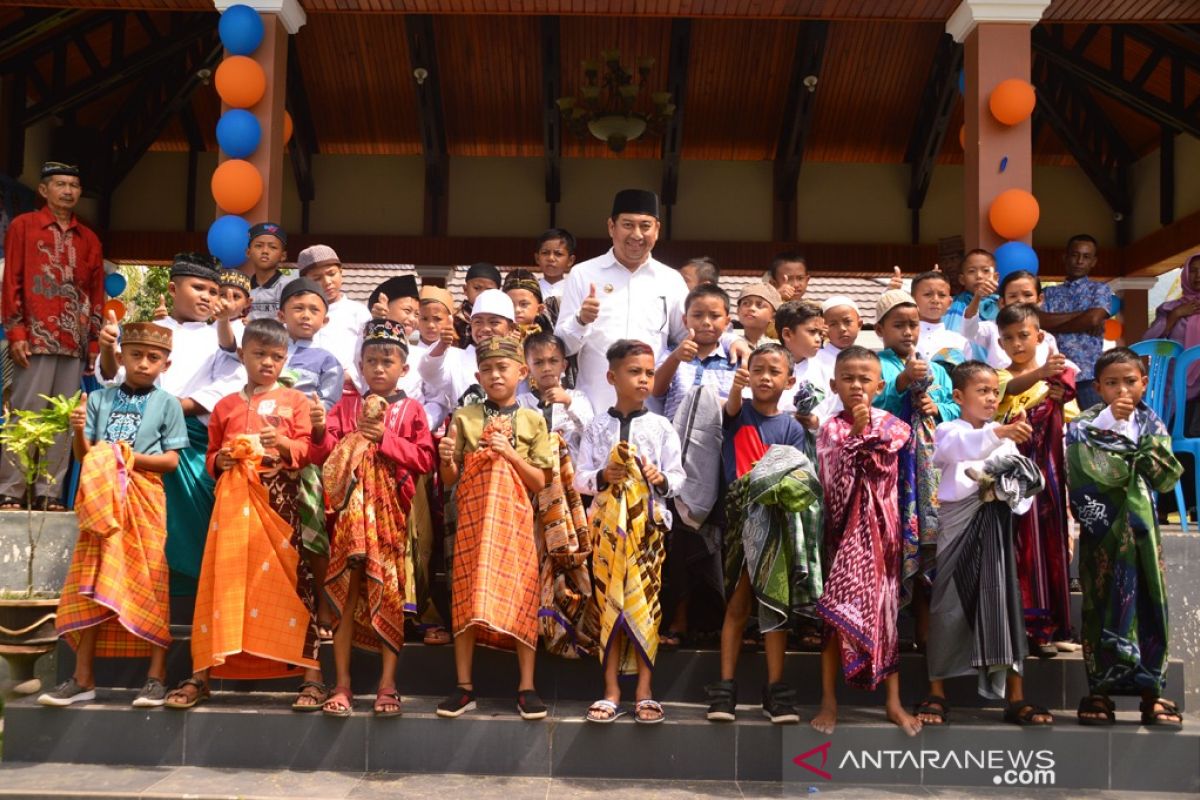 Hari Anak Yatim, Bone Bolango gelar Khitanan massal