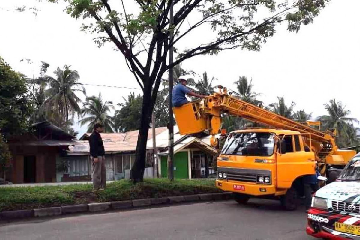 Legislator apresiasi perbaikan Penerangan Jalan umum di Lubuk Kilangan