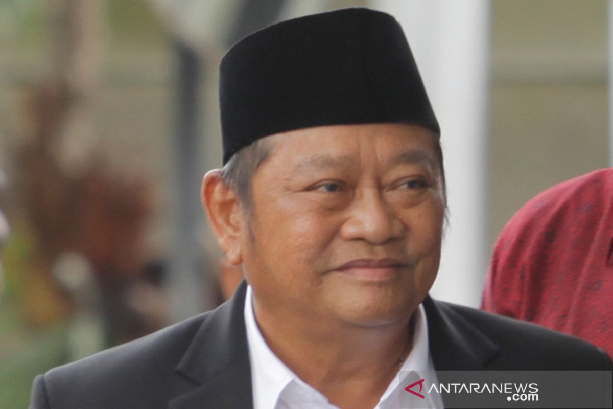 Sebelum ditangkap, Bupati Sidoarjo Saiful Ilah sempat diintai sampai Padang