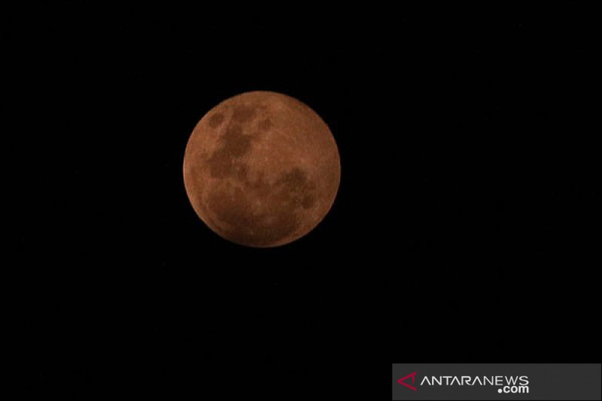 Gerhana bulan penumbra 11 Januari berlangsung mulai pukul 00.05 WIB