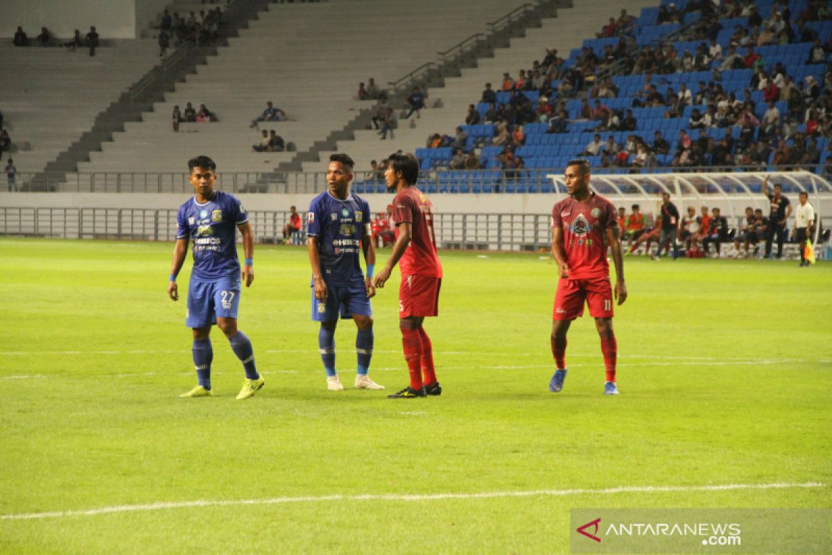 Bryan Cesar dan Irsan Lestaluhu tetap bertahan di Persiba