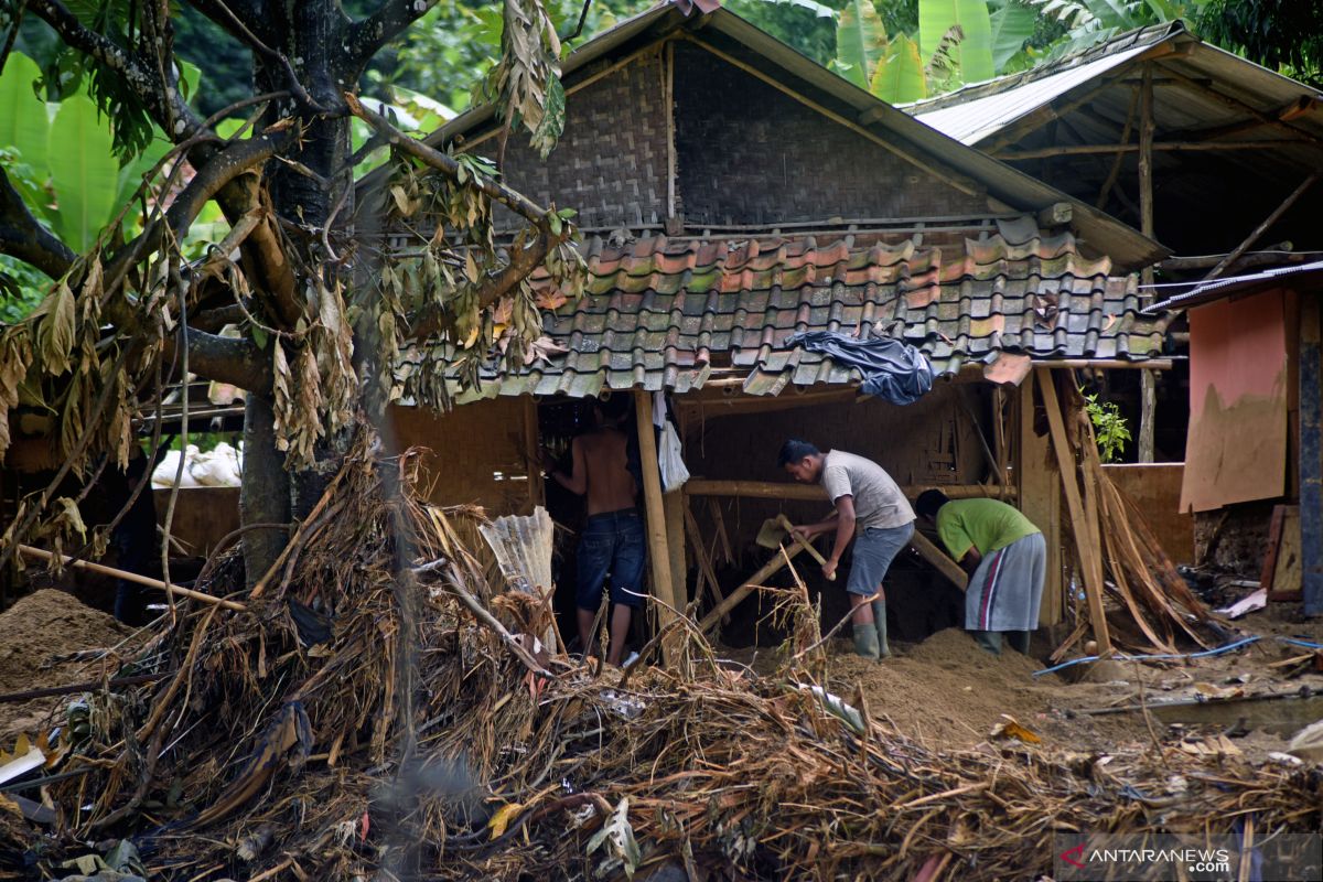 Pemerintah bantu perbaiki 1.319 Rutilahu di Lebak