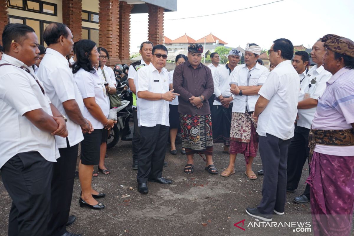 Pembangunan gedung SMPN 13 Denpasar rampung