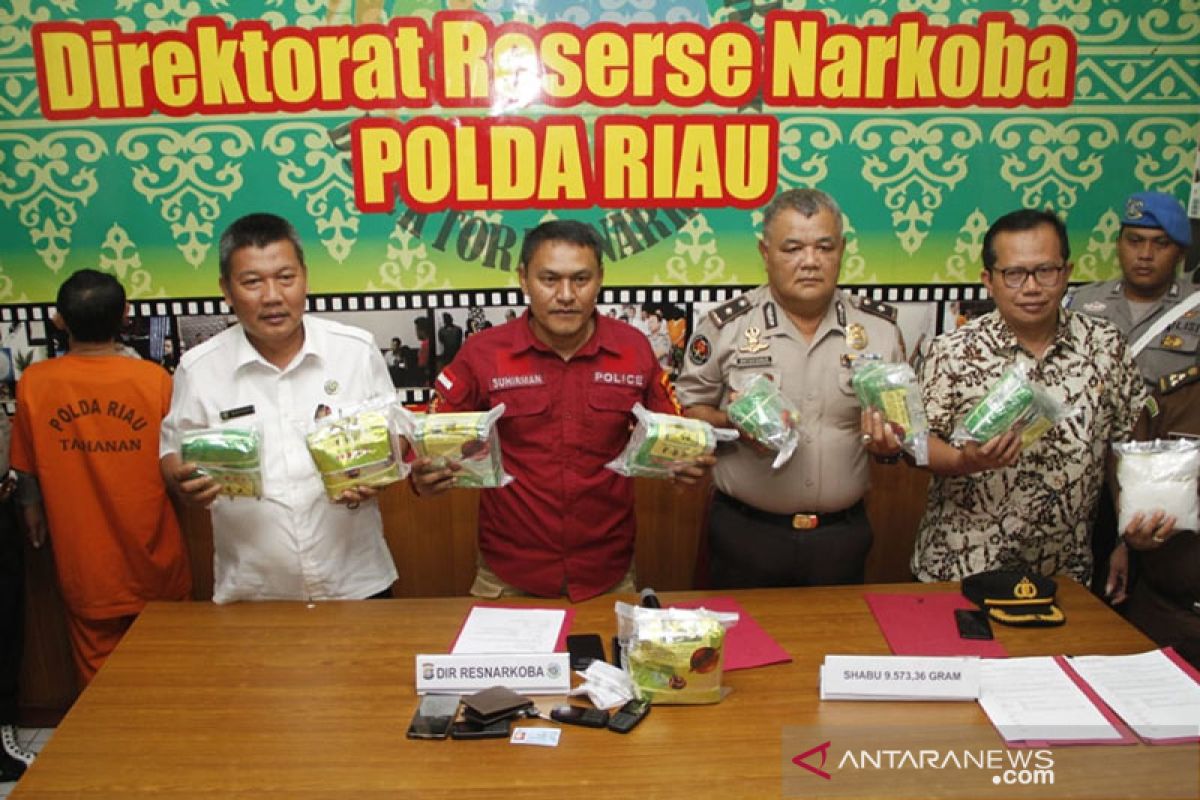 Polisi tembak mati bandar 10 kilogram sabu-sabu di Riau