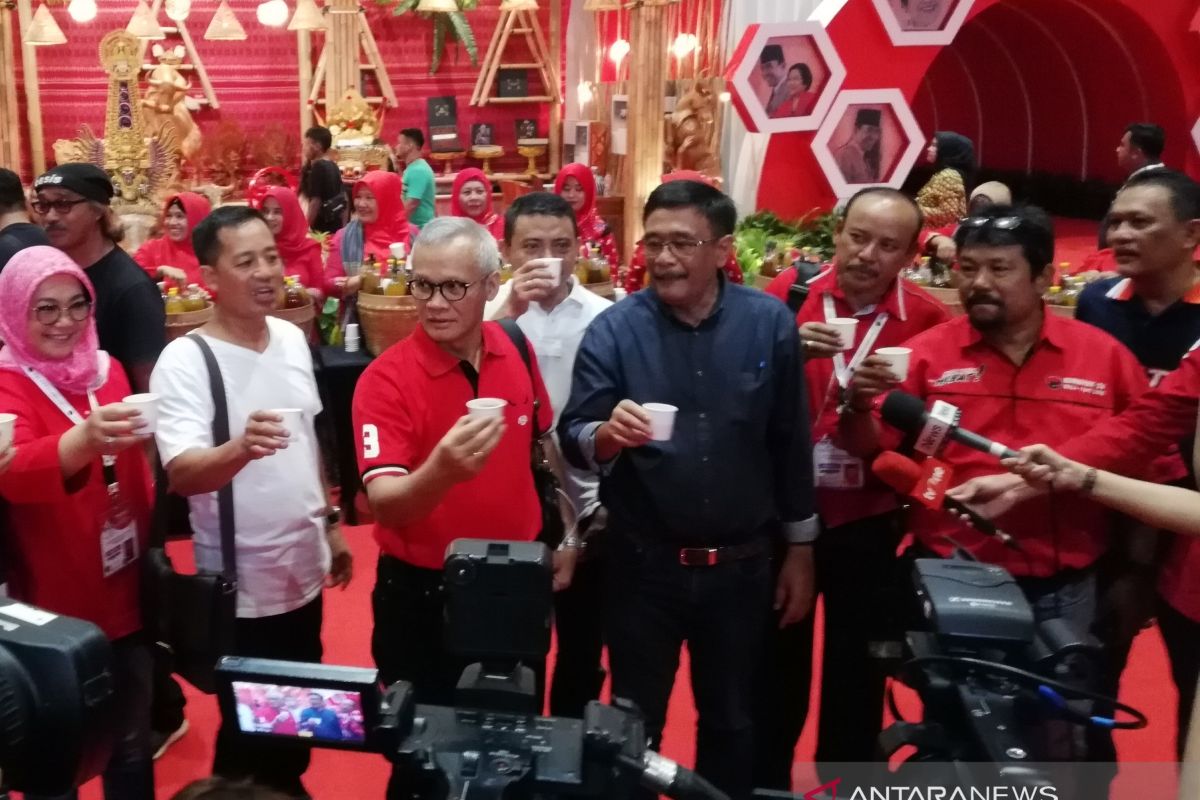 Djarot pastikan PDIP dukung penuh  pemberantasan korupsi