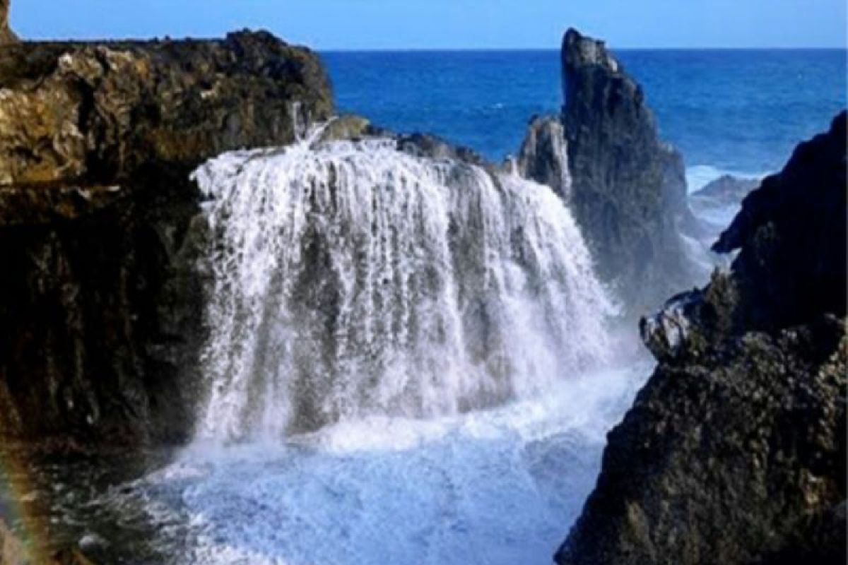 Sah! Pantai Nambung masuk wilayah Lombok Tengah bukan Lombok Barat