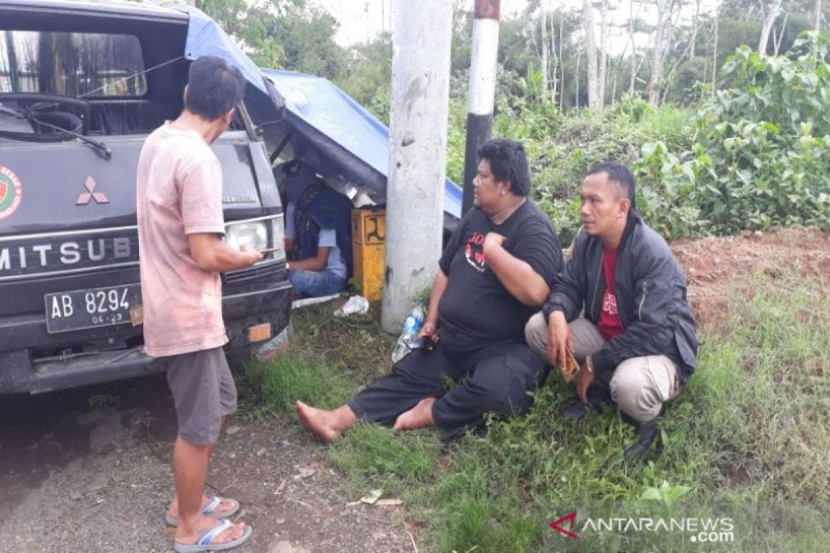 Mobil rombongan Tim SAR Yogyakarta kecelakaan di Batang