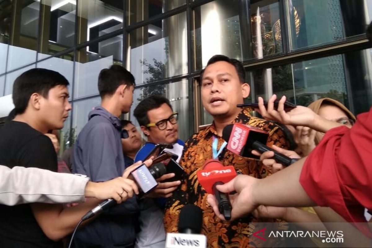 KPK panggil Wali Kota Dumai Zulkifli Adnan Singkah sebagai tersangka kasus suap