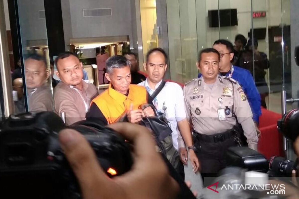 Komisioner KPU Wahyu Setiawan ditahan