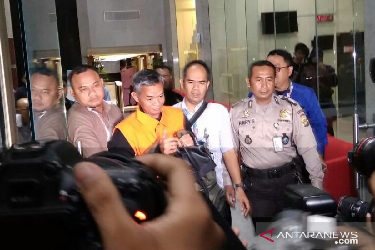 Pengamat nilai OTT terhadap Wahyu Setiawan tidak sah karena tidak mengacu UU baru