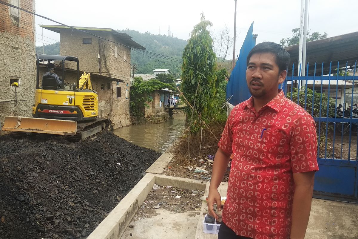 Pemkot Bandarlampung dan BBWS keruk sungai antisipasi banjir