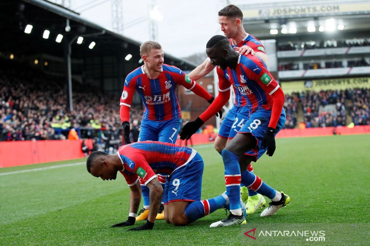 Liga Inggris - Gary Cahill kecewa gagal menang lawan 10 pemain Arsenal