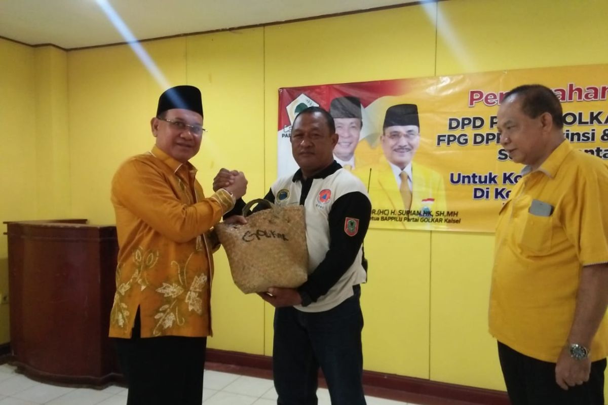 Golkar Kalsel bantu korban kebakaran Pulau Sebuku