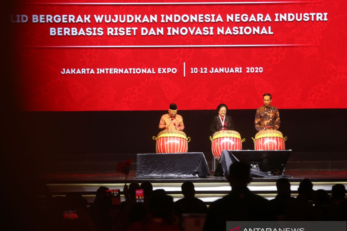 Megawati: PDIP harus jadi partai pelopor, jangan pragmatis