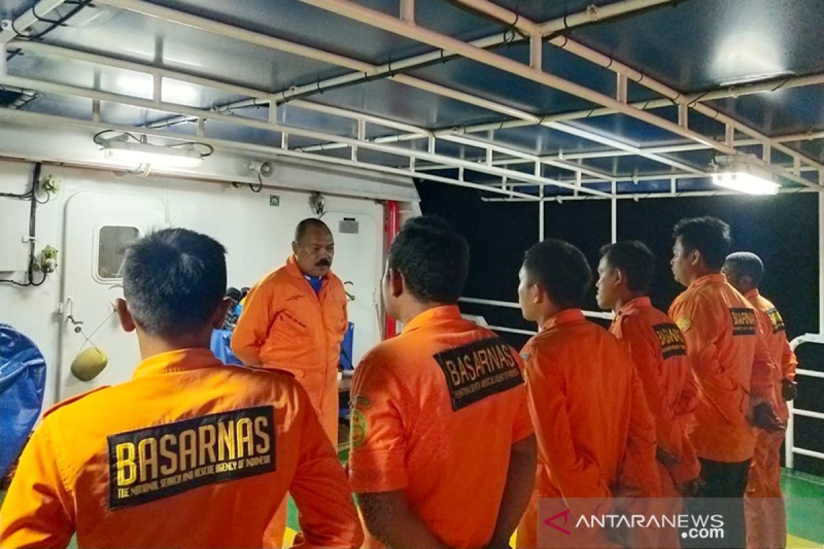 SAR Biak  masih cari tiga penumpang perahu motor di Perairan Kurudu