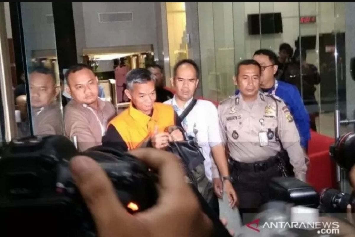 Pengamat: Kasus Wahyu jadi pintu ungkap praktik korupsi di KPU RI