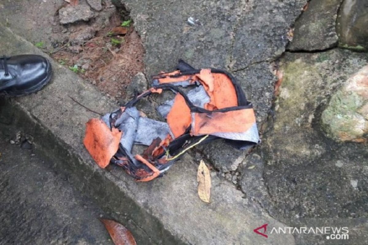 Sebuah bom dalam tas meledak lukai seorang warga di Bengkulu