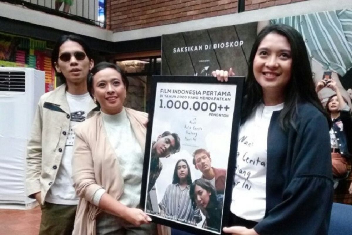 Tembus satu juta penonton, para pemain dan tim film NKCTHI gelar syukuran