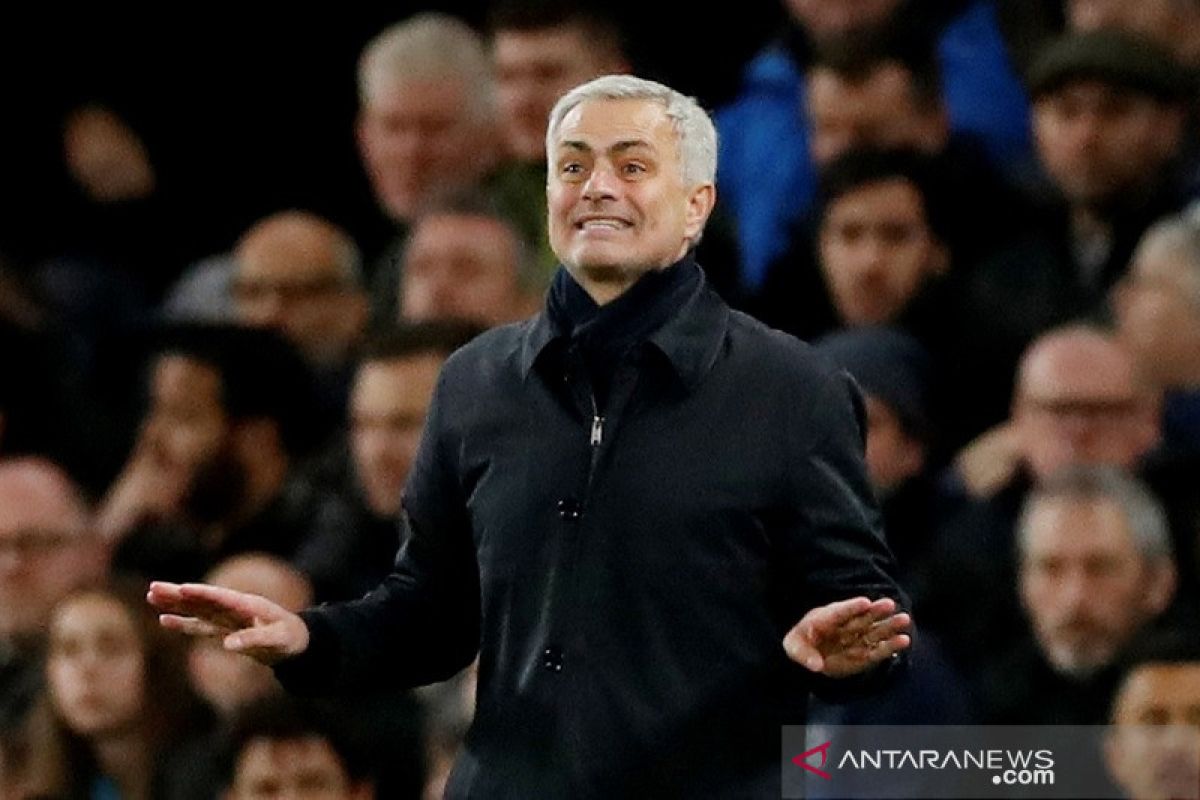 Ini kata Mourinho usai Tottenham dihajar Liverpool