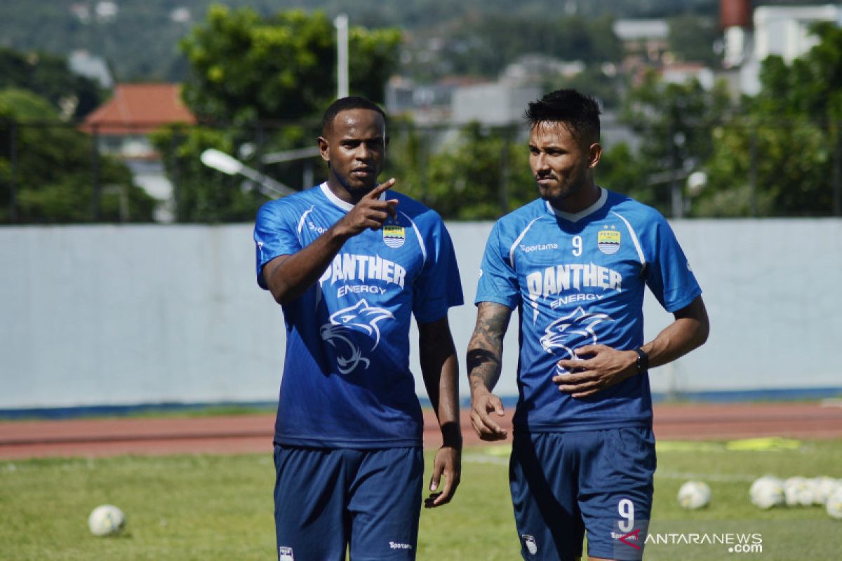 Dua pemain Brasil isi kekosongan lini depan Persib Bandung