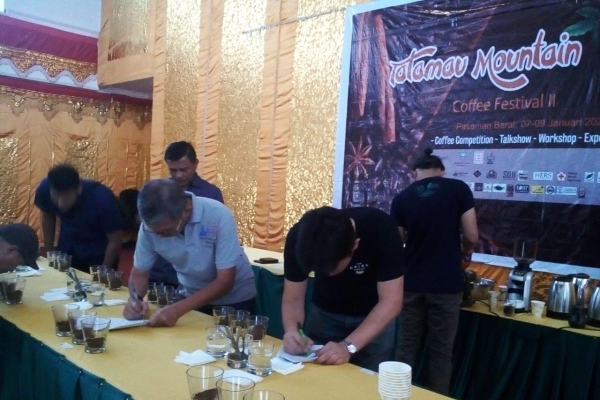 Cobain yuk! Kopi Minang Talu, Kopi Paling Enak Talamau Mountain Coffe Festival II