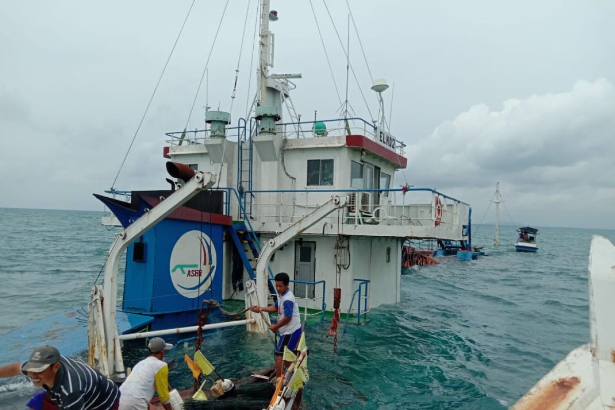 Nakhoda dan ABK kapal kargo yang tenggelam di Belitung selamat