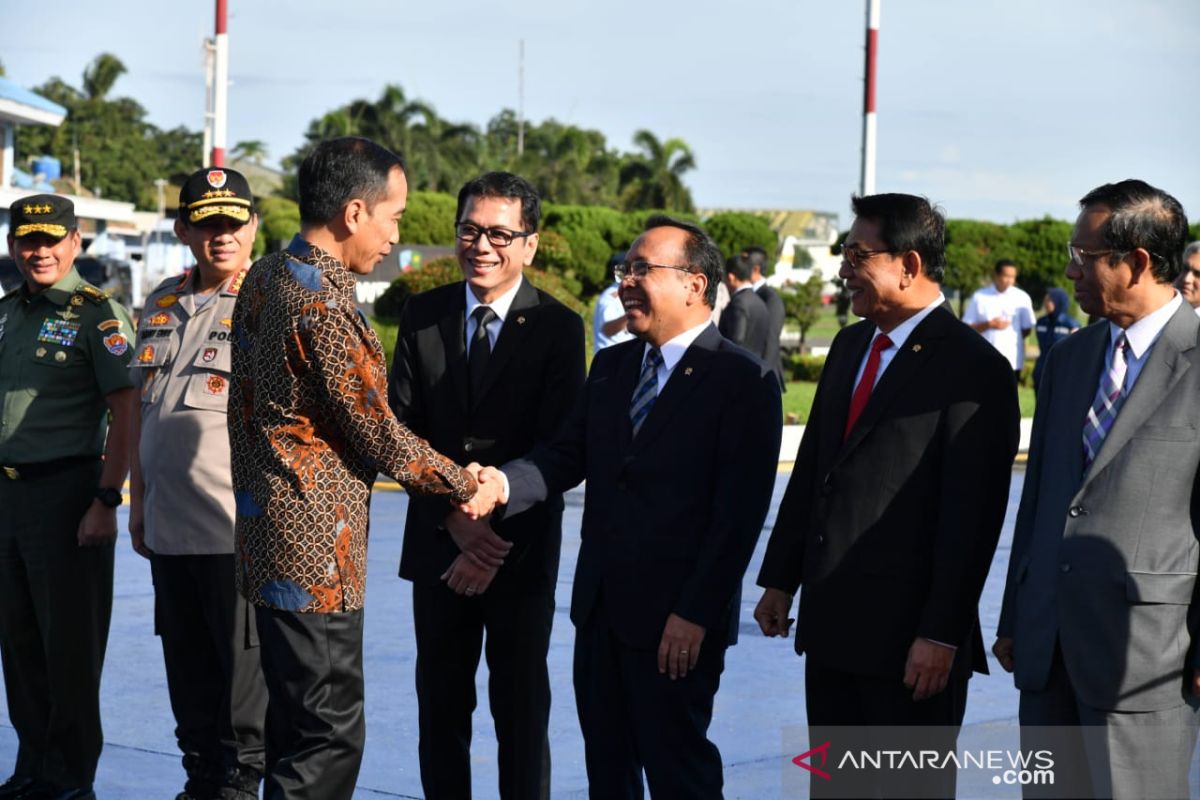 Presiden Jokowi bertolak menuju Abu Dhabi, UEA