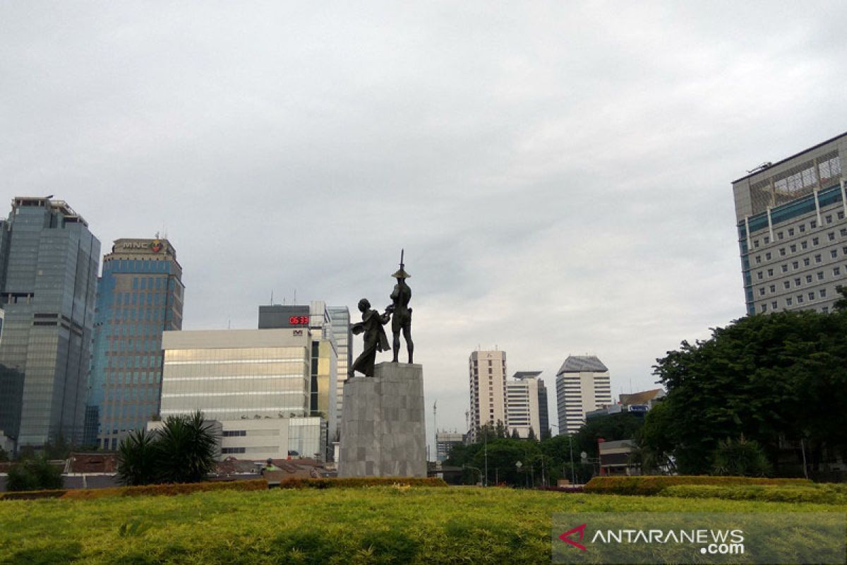 Minggu, cuaca wilayah Jakarta mayoritas berawan