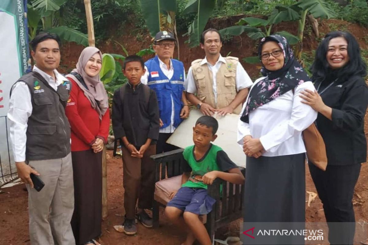 Kemensos apresiasi Desa Cibening bangun rumah Cicih