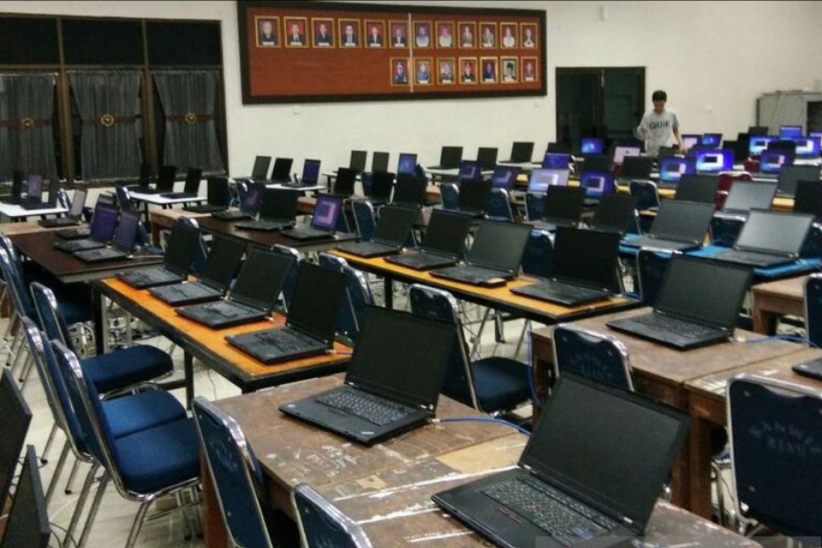BKD Tanah Bumbu siapkan 100 unit komputer untuk seleksi penerimaan CPNS