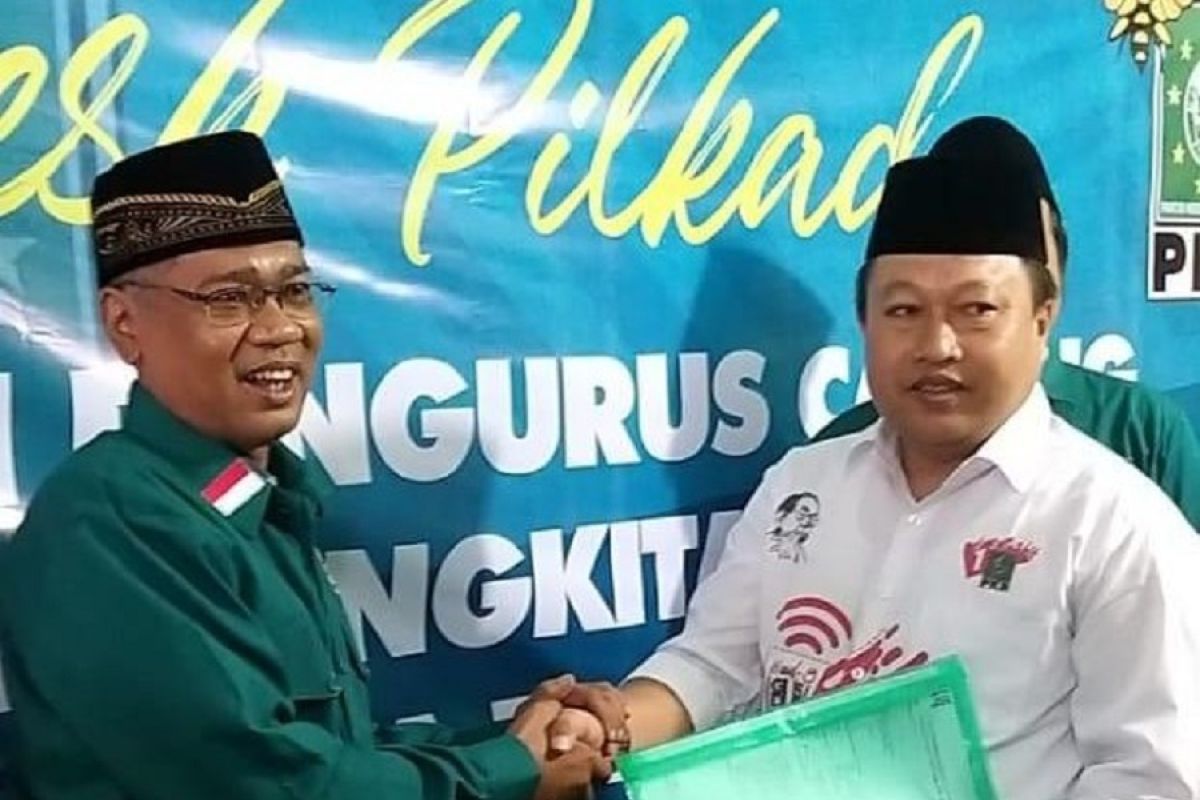 Mantan Ketua DPC Partai Demokrat Blitar daftar bacawali