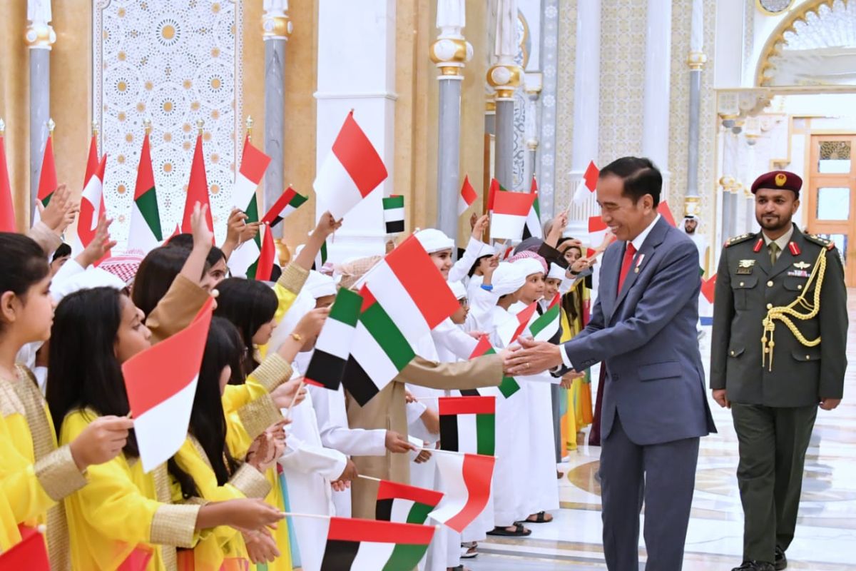 Putra Mahkota Uni Emirat Arab  tiru cara Indonesia sambut tamu kenegaraan