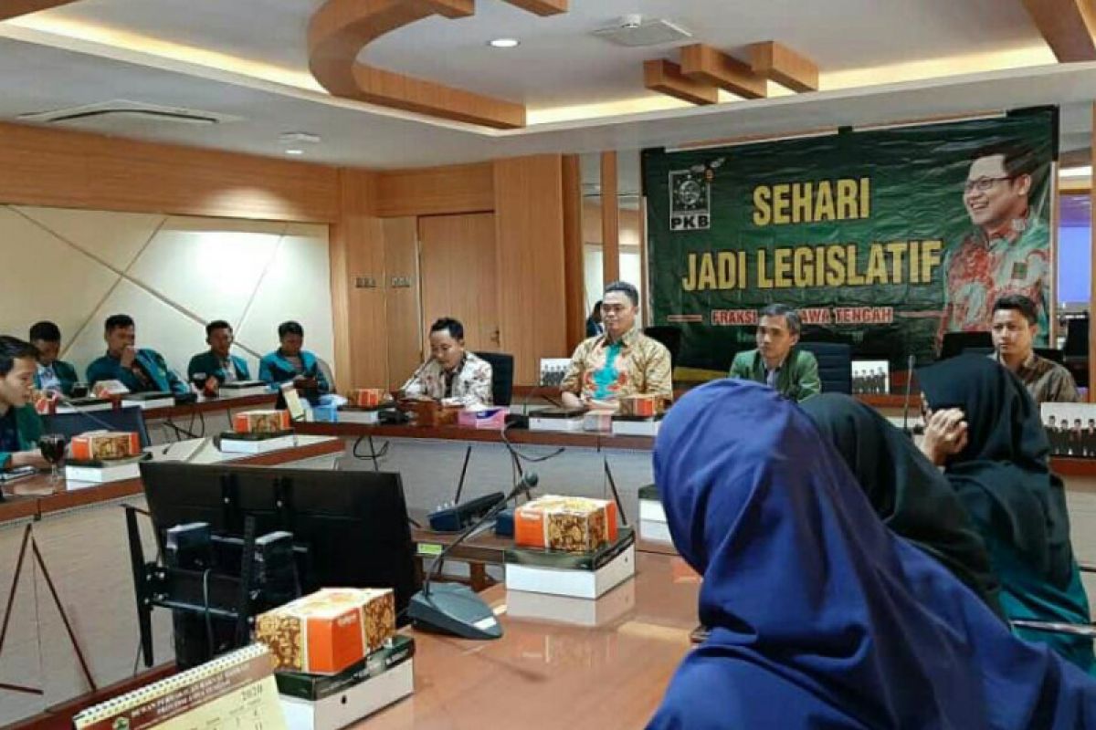 FPKB DPRD Jateng gelar sekolah parlemen berkelanjutan