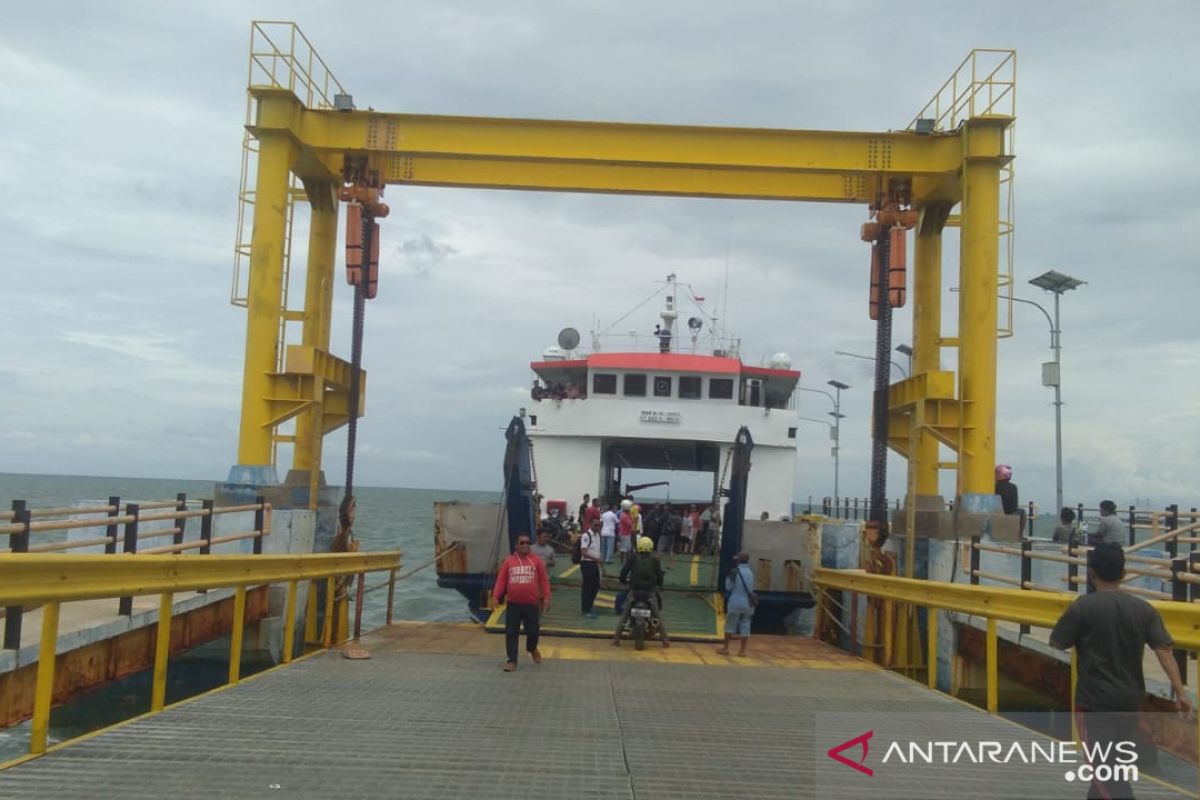 Otoritas kepelabuhanan Sultra berangkatkan kapal sesuai dengan cuaca