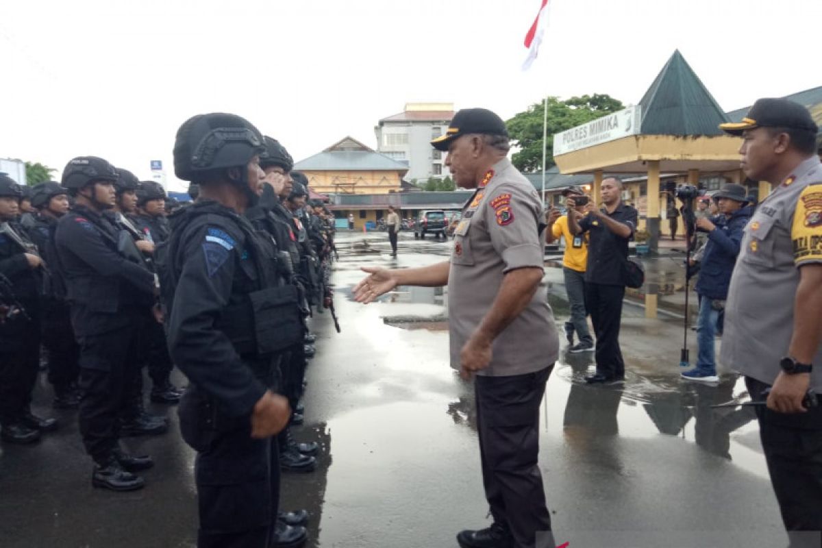 Polda lengkapi personel lima Polres pedalaman di Papua