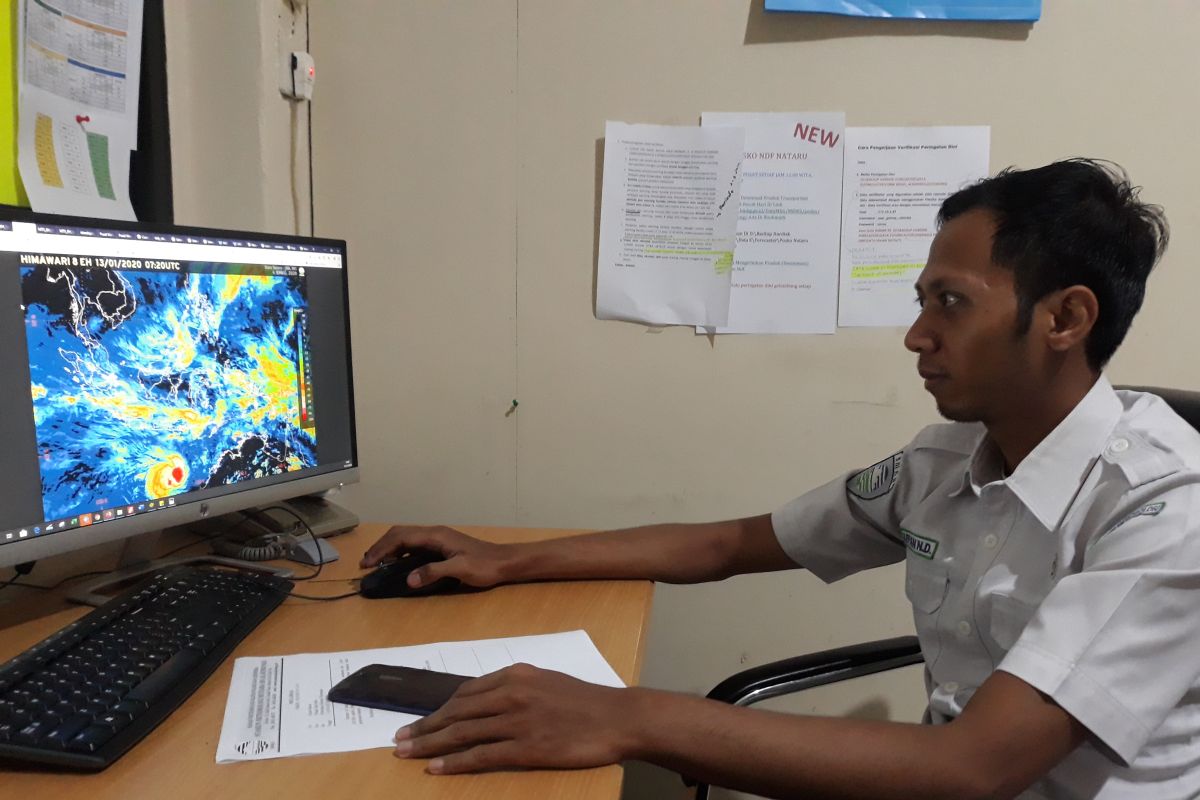 Stasiun Meteorologi himbau warga Sulteng waspada terhadap cuaca buruk