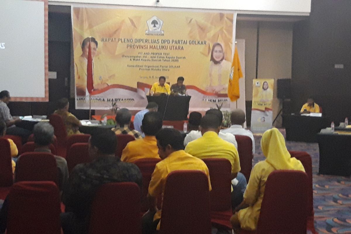 Pasangan Aliong Mus - Ramli optimistis direkomendasi Partai Golkar di Pilkada Pulau Taliabu