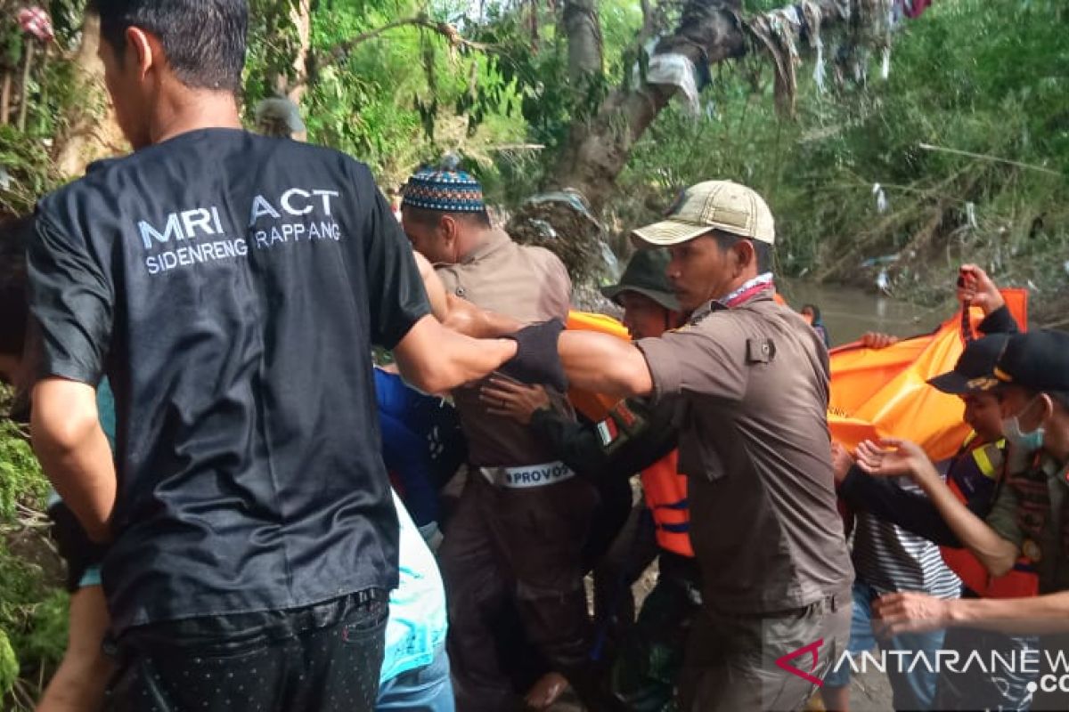 ACT dan tim gabungan evakuasi warga tenggelam