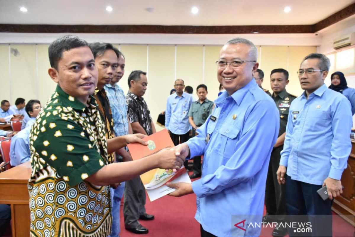 Bupati Bantul ingatkan OPD lakukan pengadaan barang dan jasa tepat waktu