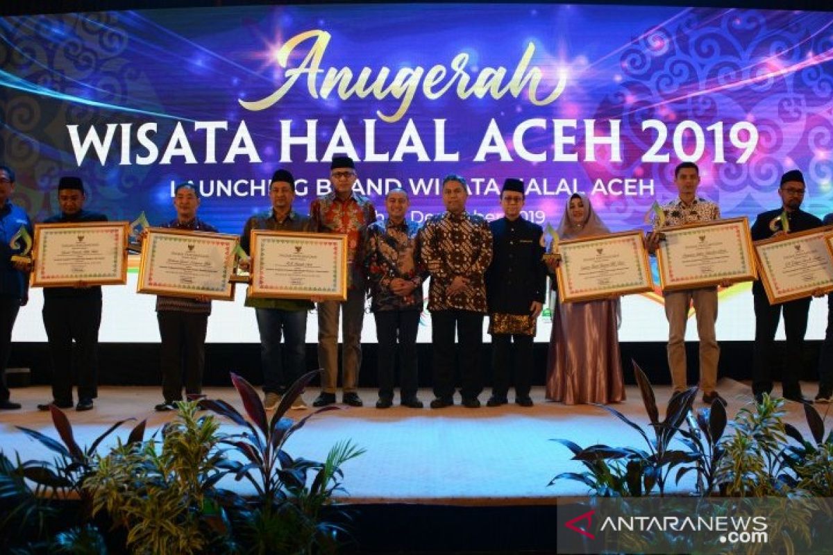 Menurut Asita, industri pariwisata halal telah lama berjalan di Aceh