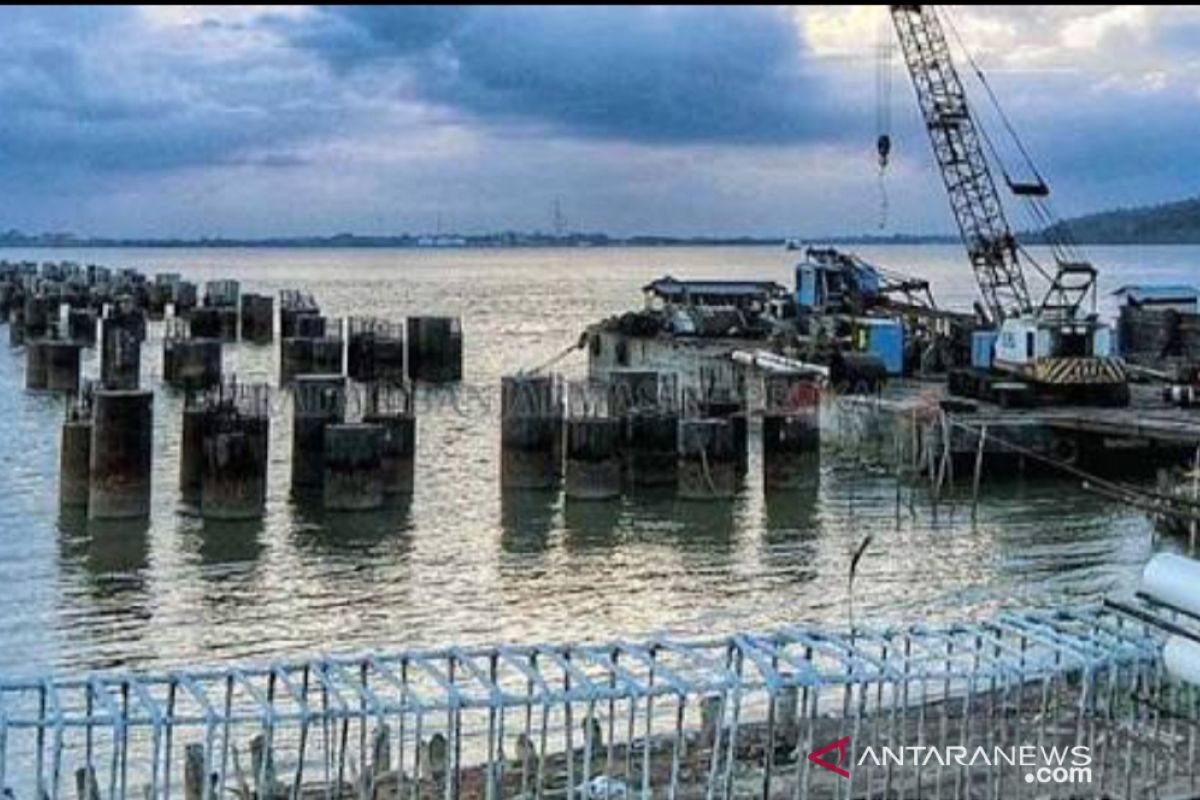 Pembangunan jembatan Pulau Laut-Pulau Kalimantan diharapkan segera terwujud