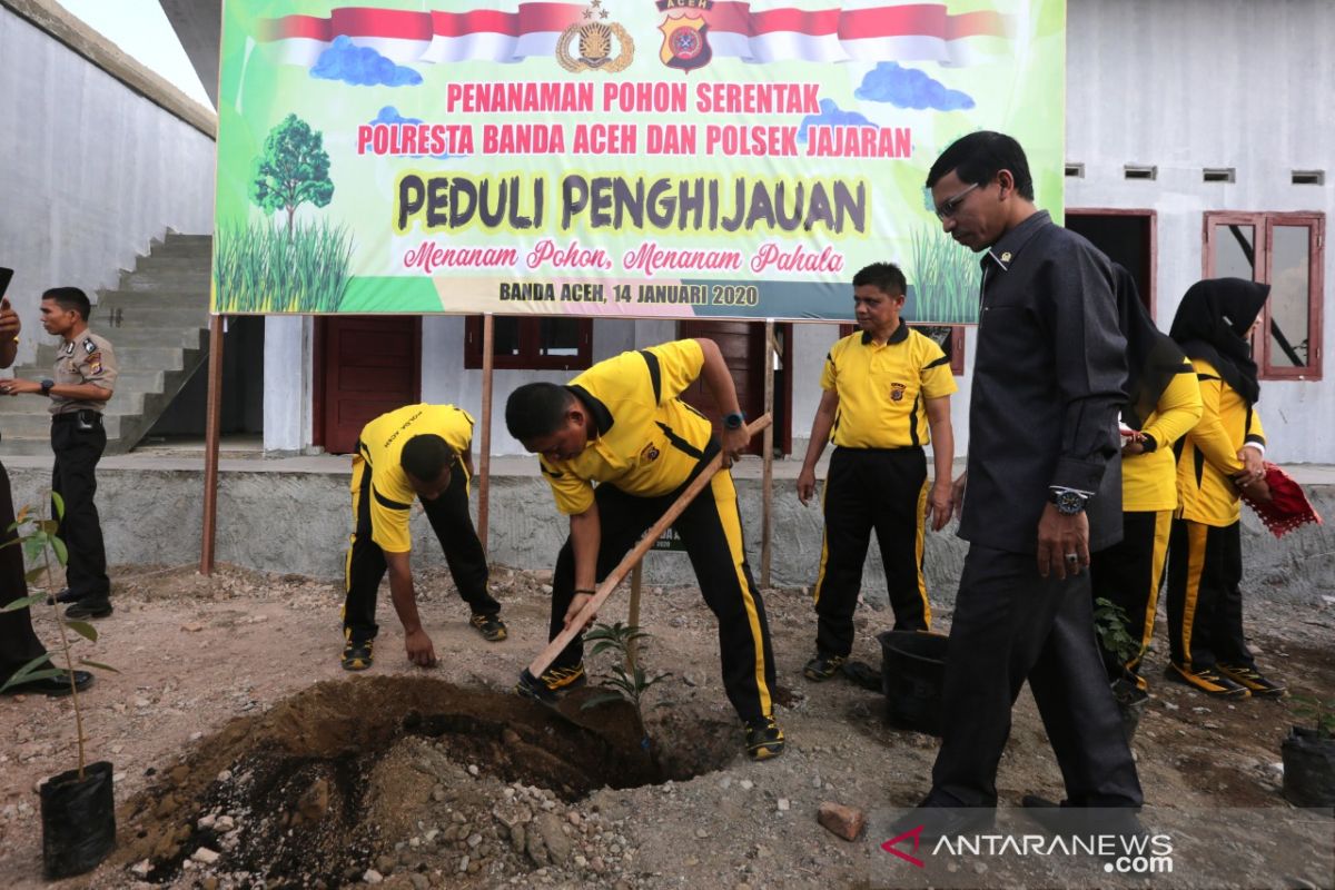 Polri Peduli Lingkungan