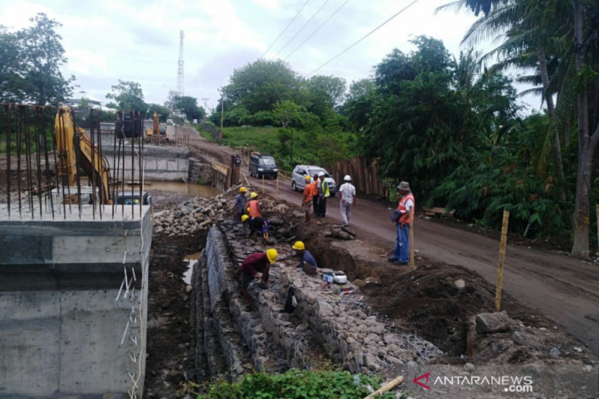 Pembangunan Jembatan Tampes Lombok Utara menunggu revisi DIPA 2020