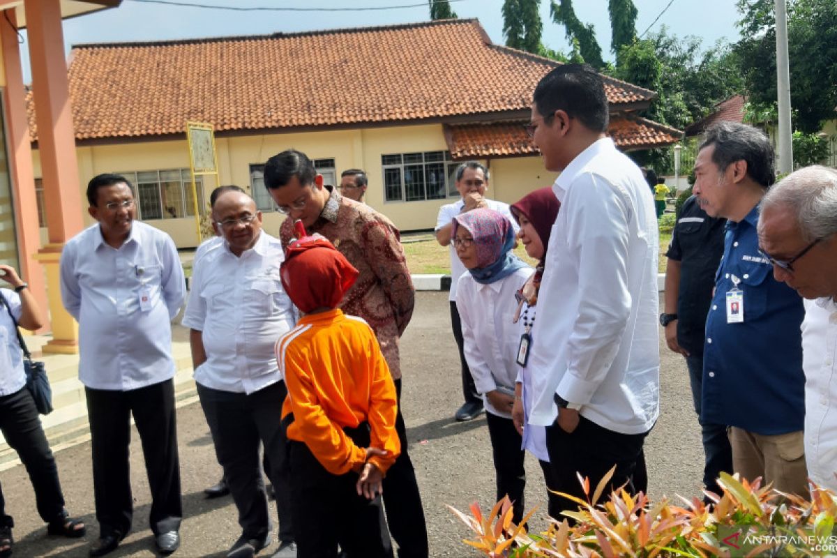 Mensos Juliari Batubara optimistis anak dengan perlindungan khusus bisa hidup normal