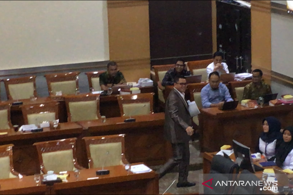 KY dinilai defensif dalam rapat konsultasi dengan Komisi III DPR