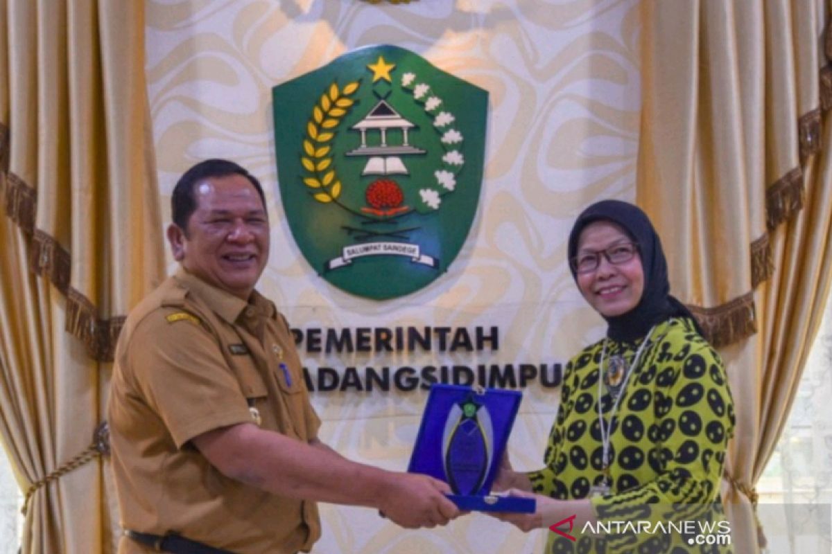 Capaian penerimaan pajak Kota Padangsidimpuan diapresiasi Kakanwil Sumut II DJP